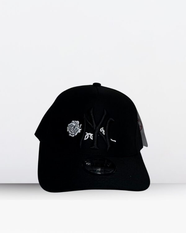 Gorra Beisbolera NY Rosa Blanca